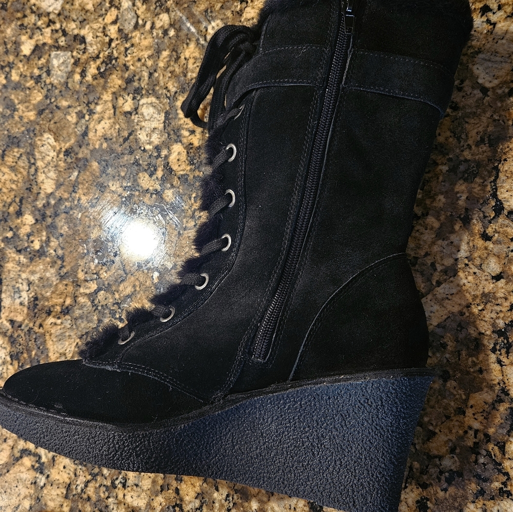 NEW AEROSOLES Black Lace Up Wedge Boots size 9.5
